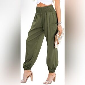 Cupshe NWT XL HUNTER GREEN EMBROIDERED SMOCKED WAIST Wide-Leg jogger Pants